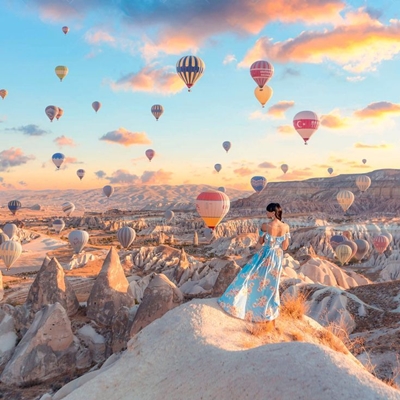 A tour to Cappadocia with a hot air balloon flight from Antalya.