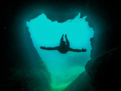 LOVER`S CAVE