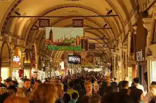 The Most Popular Bazaars in Antalya for Foreign Tourists: Places Where You`ll Enjoy Shopping and Wandering!