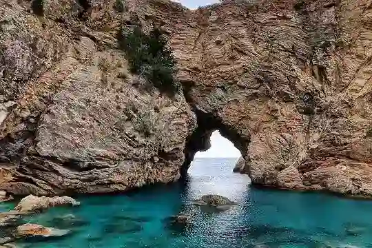 King`s Bay Delik Deniz: Discover Antalya’s Hidden Paradise with DLY VIP Transfer