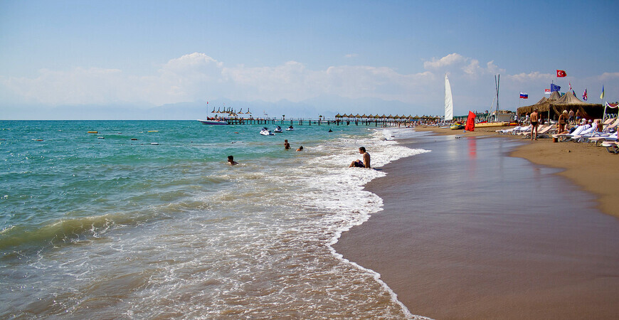 Sandy beach of Kundu