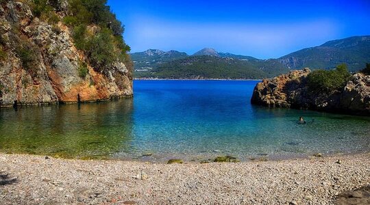 Korsan Bay Antalya Guide: Natural Beauty, Transportation and Comfortable Travel with DLY VIP Transfer